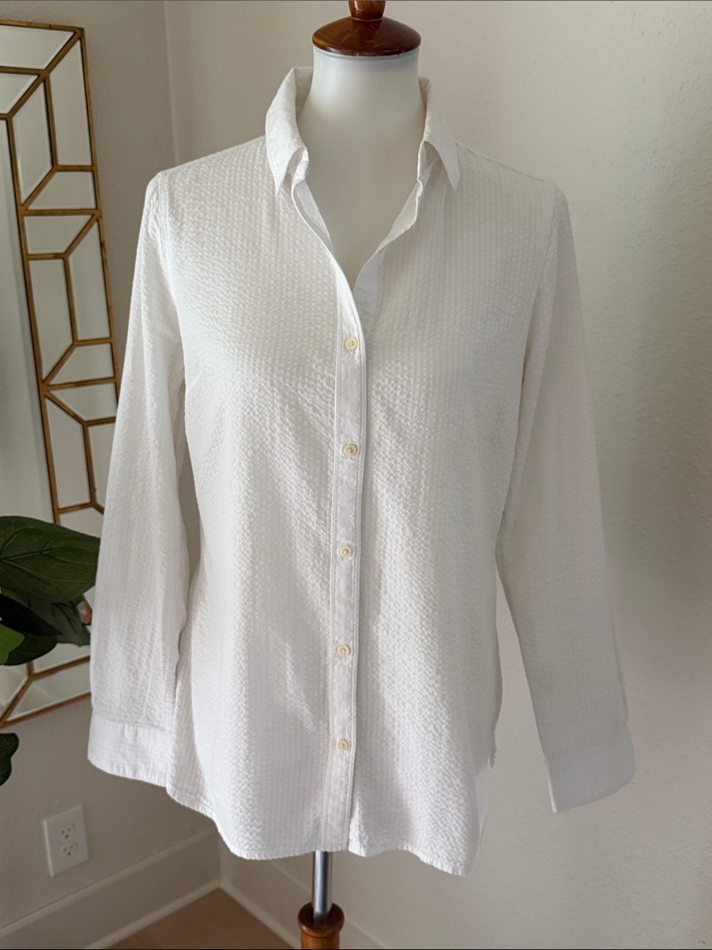 Banana Republic White Button-Front Shirt